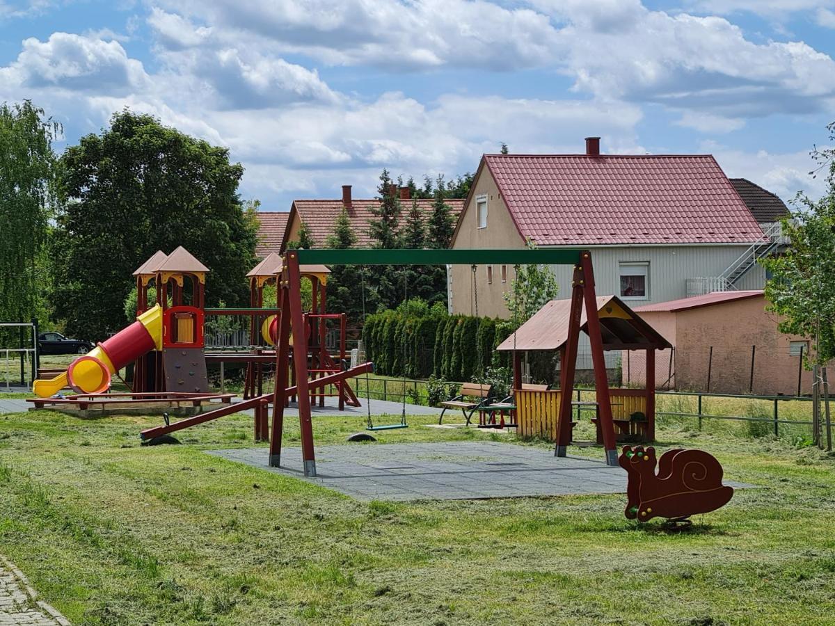 Ginger House Apartment Кестхей Экстерьер фото